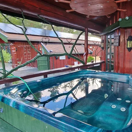 On Davita Ranch Tranhaug